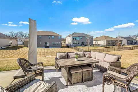 Exterior - 535 Deer Brook Dr, O'fallon, MO 63366 photo 8 of 10