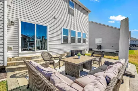Exterior - 535 Deer Brook Dr, O'fallon, MO 63366 photo 7 of 10