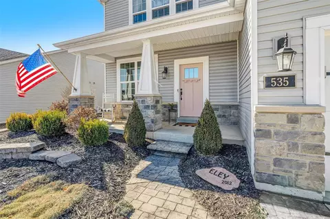 Exterior - 535 Deer Brook Dr, O'fallon, MO 63366 photo 9 of 10