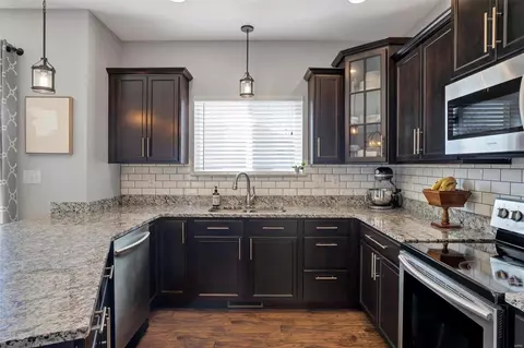 Kitchen - 535 Deer Brook Dr, O'fallon, MO 63366 photo 4 of 4