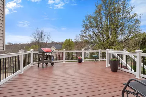 Exterior - 1500 Dietrich Ridge Dr, Ballwin, MO 63021 photo 5 of 13