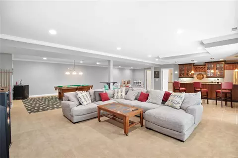 Living - 1500 Dietrich Ridge Dr, Ballwin, MO 63021 photo 10 of 11