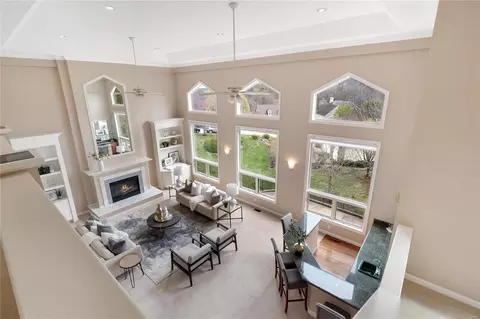 Living - 1500 Dietrich Ridge Dr, Ballwin, MO 63021 photo 7 of 11