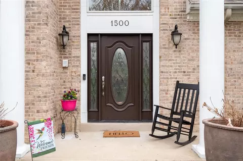 Exterior - 1500 Dietrich Ridge Dr, Ballwin, MO 63021 photo 4 of 13
