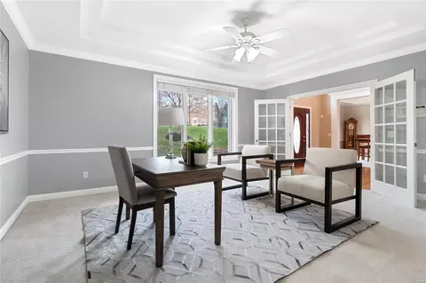 Dining - 1500 Dietrich Ridge Dr, Ballwin, MO 63021 photo 2 of 6