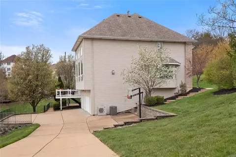 Exterior - 1500 Dietrich Ridge Dr, Ballwin, MO 63021 photo 9 of 13