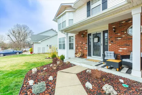Exterior - 44 Georgetown Cir, O'fallon, MO 63368 photo 3 of 11