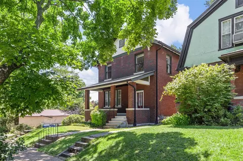 7020 Ethel Ave, Saint Louis, MO 63117