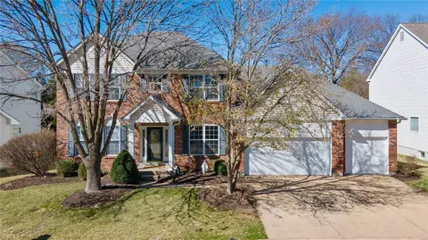 2505 Cassandra Marie Dr, Ballwin, MO 63021
