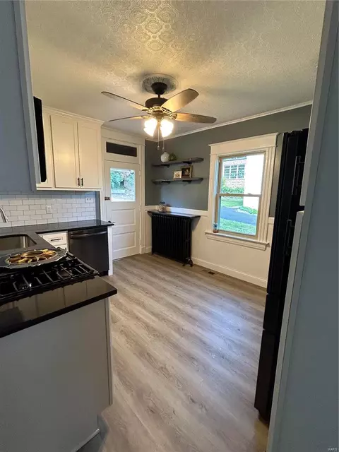 Kitchen - 103 Wesley Ave, Ferguson, MO 63135 photo 7 of 7