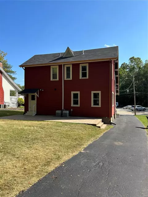 Exterior - 103 Wesley Ave, Ferguson, MO 63135 photo 9 of 9