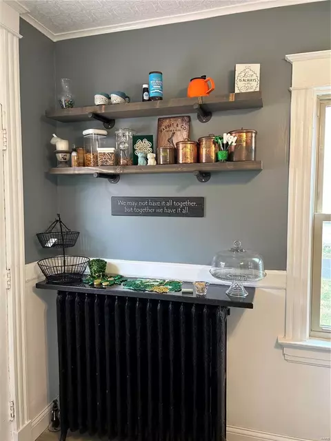 Kitchen - 103 Wesley Ave, Ferguson, MO 63135 photo 5 of 7
