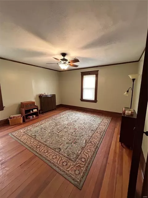 Entry Way - 103 Wesley Ave, Ferguson, MO 63135 photo 6 of 7