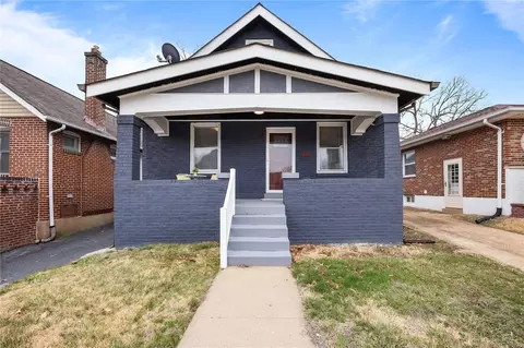1501 Collins Ave, Saint Louis, MO 63117