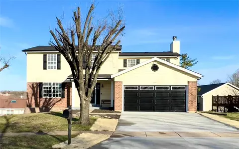 124 Bonnybridge Ct, Ellisville, MO 63021
