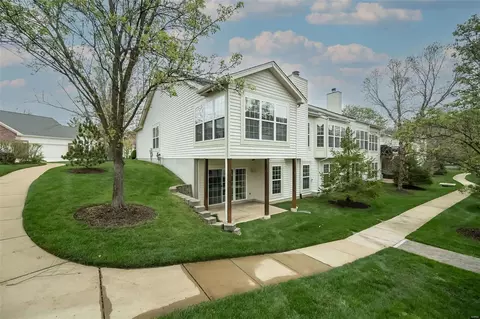 Exterior - 13220 Barrett Chase Cir, Ballwin, MO 63021 photo 3 of 3