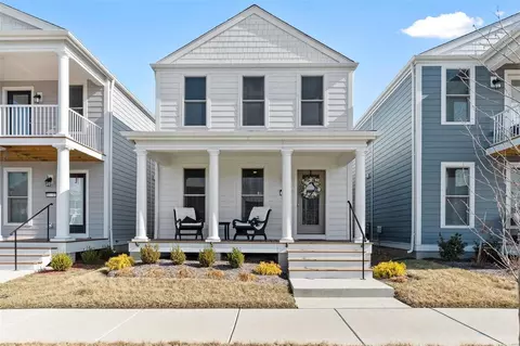 6112 New Town Dr, Saint Charles, MO 63301