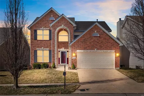 2037 Saint Madeleine Dr, Dardenne Prairie, MO 63368