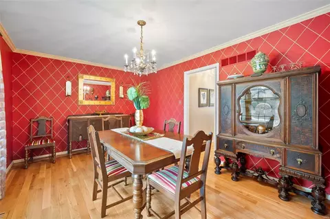 Dining - 1406 Redwood Forest Dr, Ballwin, MO 63021 photo 2 of 2