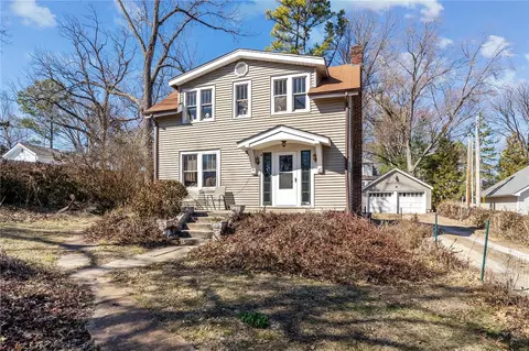 47 W Pacific Ave, Saint Louis, MO 63119