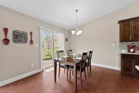 247 Thorn Brook Dr, O'fallon, MO 63366 photo 9