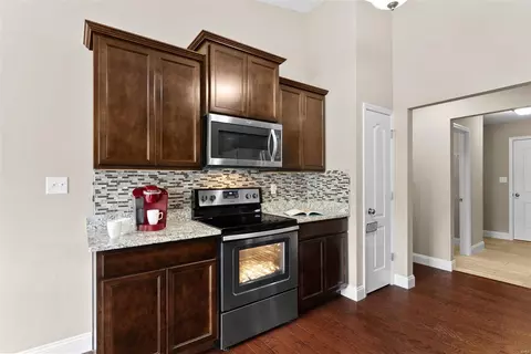 247 Thorn Brook Dr, O'fallon, MO 63366 photo 14