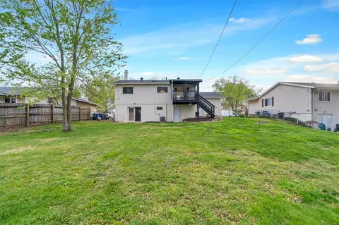 Exterior - 387 Sorrento Dr, Ballwin, MO 63021 photo 15 of 19