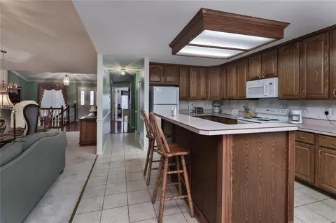 Kitchen - 3053 Devilla Trl #8A, Saint Charles, MO 63301 photo 2 of 2