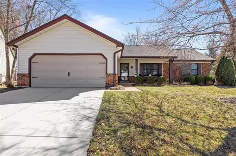 828 Westbrooke Meadows Ct, Ballwin, MO 63021