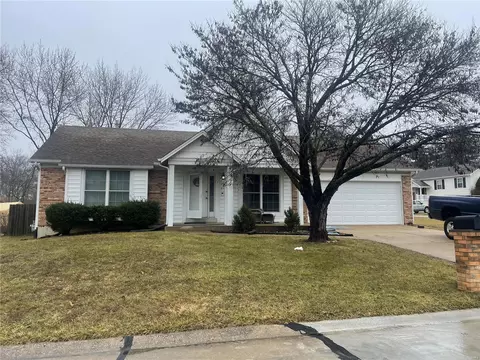 1312 Cambrook Ct, Saint Charles, MO 63304