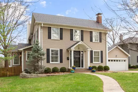601 N Clay Ave, Kirkwood, MO 63122