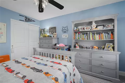 Bedroom - 231 Oakhurst Cir, O'fallon, MO 63368 photo 8 of 10