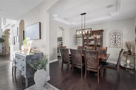 Dining - 231 Oakhurst Cir, O'fallon, MO 63368 photo 1 of 6