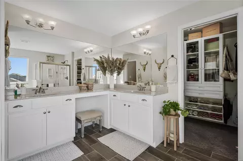 Bath - 231 Oakhurst Cir, O'fallon, MO 63368 photo 2 of 7