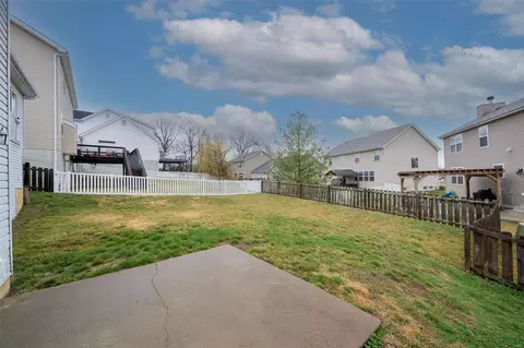Exterior - 102 Marigold Mdws, O'fallon, MO 63368 photo 3 of 3