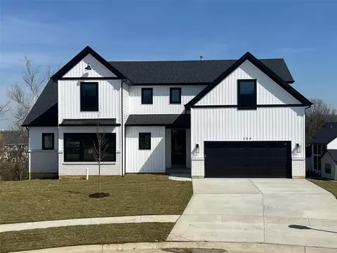 104 Copper Stone Pt, Wentzville, MO 63385