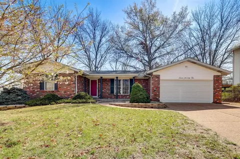 772 Vanderville Dr, Fenton, MO 63026