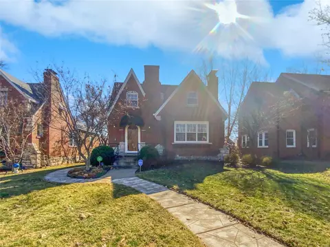 6626 Oleatha Ave, Saint Louis, MO 63139