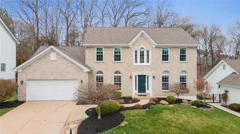 2131 Dartmouth Gate Ct, Wildwood, MO 63011
