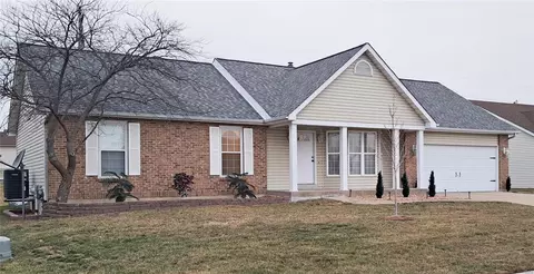 1167 Sunset Green Dr, O'fallon, MO 63366
