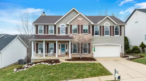 929 Legends View Dr, Eureka, MO 63025