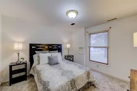 Bedroom - 8 Stable Rdg, Saint Charles, MO 63301 photo 5 of 6