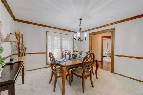 Dining - 8 Stable Rdg, Saint Charles, MO 63301 photo 2 of 5
