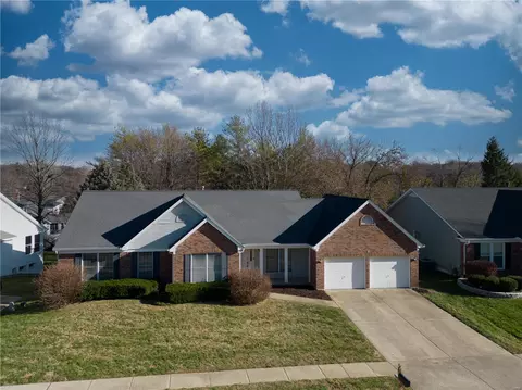 Exterior - 8 Stable Rdg, Saint Charles, MO 63301 photo 9 of 18