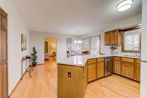 Kitchen - 8 Stable Rdg, Saint Charles, MO 63301 photo 5 of 6