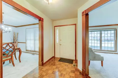 Entry Way - 8 Stable Rdg, Saint Charles, MO 63301 photo 1 of 3