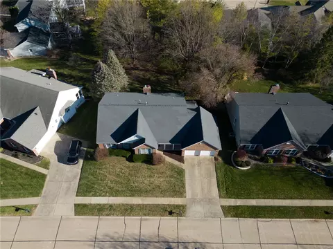View/Area - 8 Stable Rdg, Saint Charles, MO 63301 photo 3 of 8