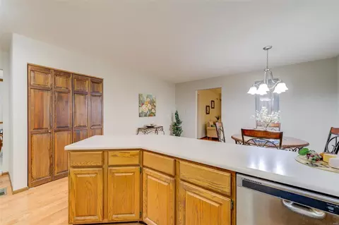 Kitchen - 8 Stable Rdg, Saint Charles, MO 63301 photo 4 of 6