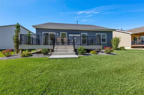 523 Columbia Downs Dr, Lake Saint Louis, MO 63367
