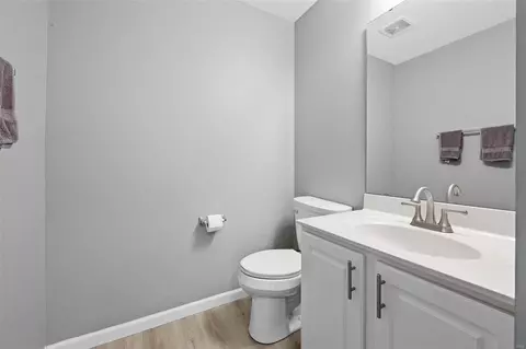 Bath - 345 Heritage Commons Cir, O'fallon, MO 63368 photo 1 of 5